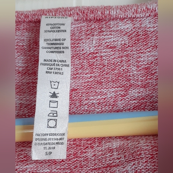 Ripzone red and white womens sweater - Picture 3 of 5